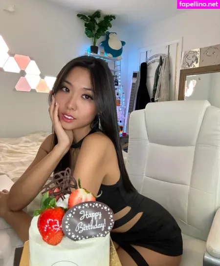 Classic Christinee OnlyFans Thumbnail #QUgLZ2Jlvz
