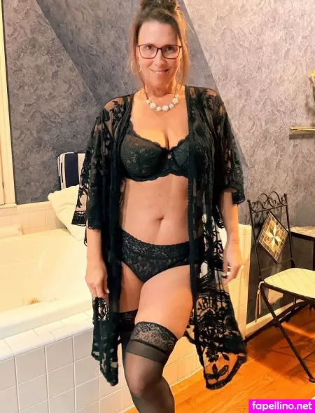 Classysexyfundianemarie OnlyFans Thumbnail #b4XeNEhoHy