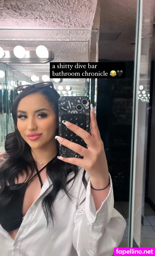 ohmy_claud, only1laurazarate Nude Leaked OnlyFans Photo #HG8otXzqIB