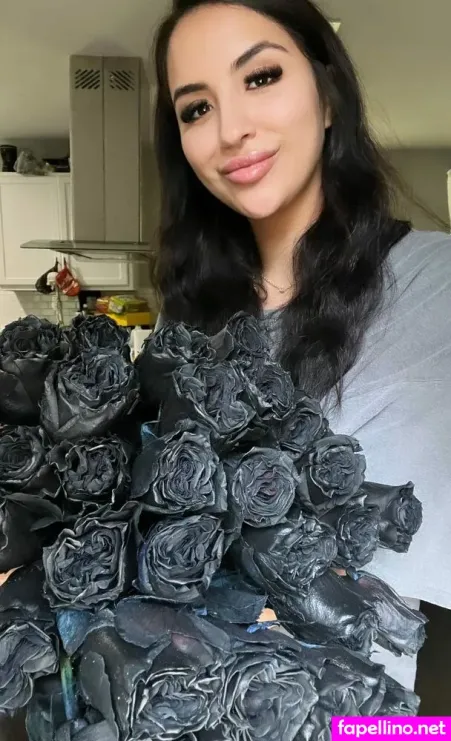Claudelia Zarate OnlyFans Thumbnail #IYT1JcA3zG