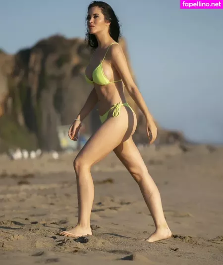 Claudia Alende OnlyFans Thumbnail #AshKkOywbQ