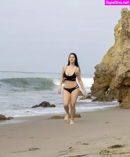 Claudia Alende OnlyFans Thumbnail #dGLyJbtJHv