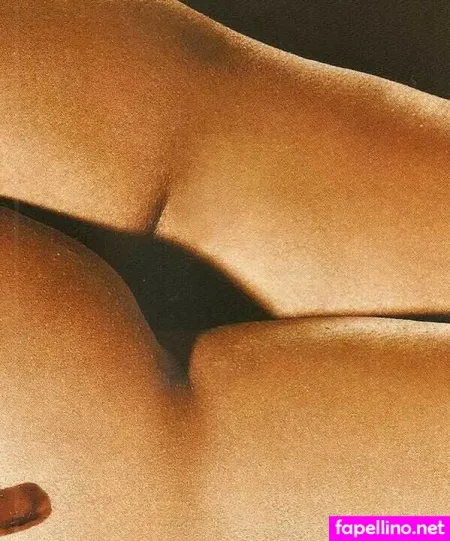 Claudia Colucci OnlyFans Thumbnail #nS4w64EZ9W