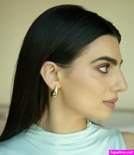 Claudia Doumit OnlyFans Thumbnail #Th0yiNtu88