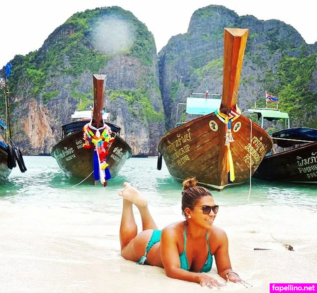 claudia_i_freitas, claudinhapellomundo Nude Leaked OnlyFans Photo #hVEXsQogX4