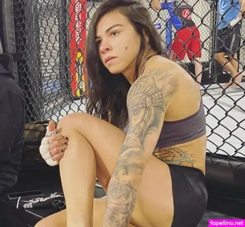 Claudia Gadelha 1 OnlyFans Thumbnail #4fyj3epnMI