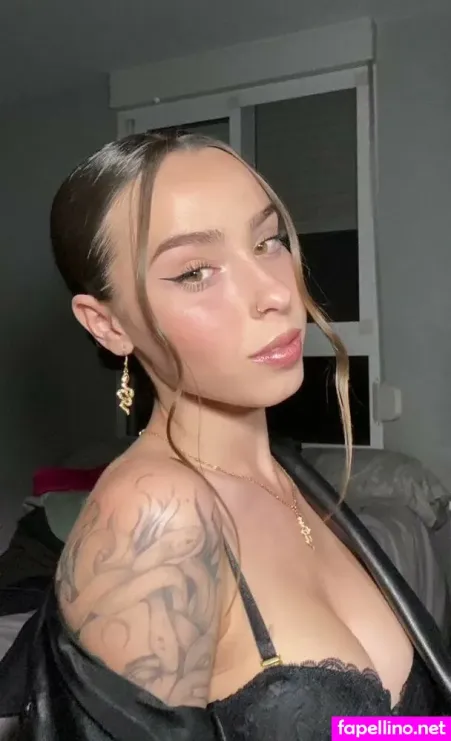 Claudia Icardo OnlyFans Thumbnail #h8tzScwBL9