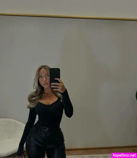 Claudia Kuparinen OnlyFans Thumbnail #2MFYcGbweD
