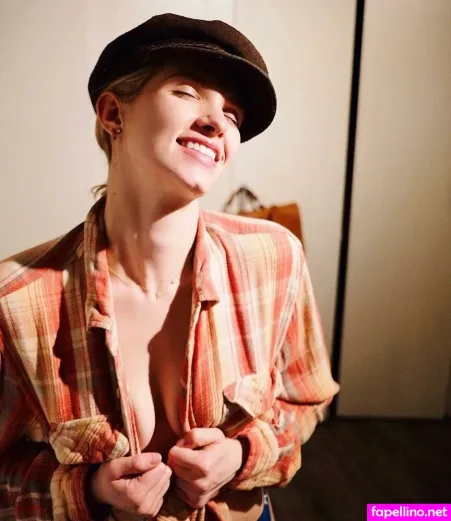 Claudia Lee OnlyFans Thumbnail #soK6TUu0D5