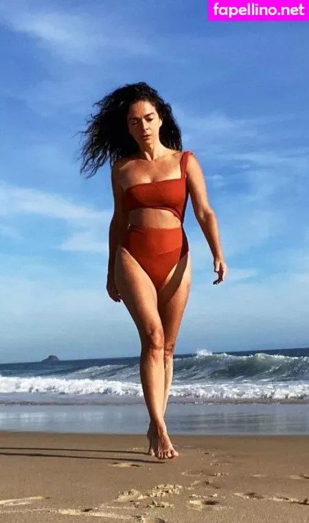 Claudia Ohana OnlyFans Thumbnail #O41e1YnN4M