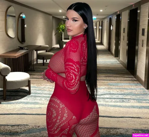 Claudia Penka Milinsky OnlyFans Thumbnail #9JQbJkFLxb