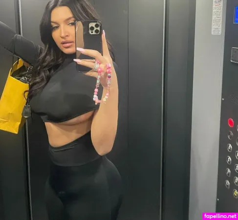 Claudia Penka Milinsky OnlyFans Thumbnail #SUNa3XchdL