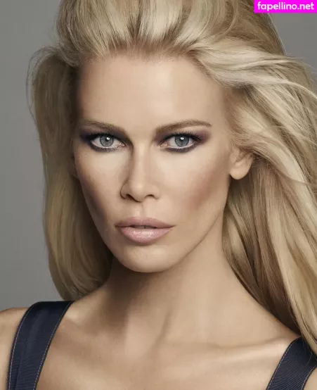 Claudia Schiffer OnlyFans Thumbnail #ciF9EUldLi