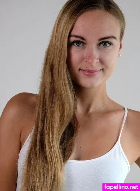 Claudia Struwe Flying Claudia OnlyFans Thumbnail #E1XEZY0y81
