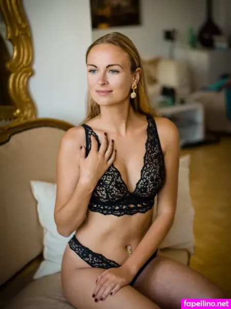 Claudia Struwe Flying Claudia OnlyFans Thumbnail #PTwBX3F09A