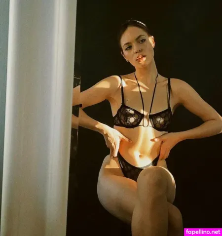Claudia Sulewski Deepfake OnlyFans Thumbnail #vKTXs6YCLe