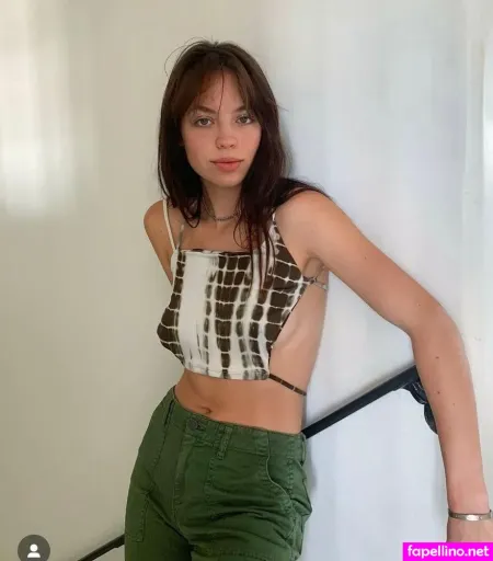 Claudia Sulewski Deepfake OnlyFans Thumbnail #w6XKw3VSd1