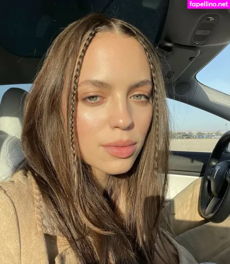 Claudia Sulewski OnlyFans Thumbnail #nGWm2ZS60Q