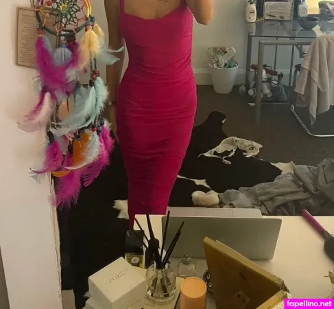 Claudia Taylor OnlyFans Thumbnail #bN08NDTLju