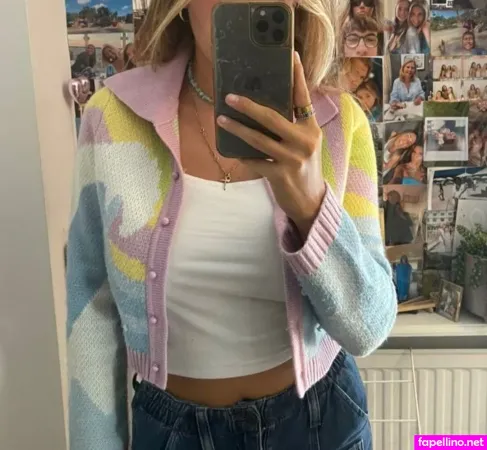 Claudia Taylor OnlyFans Thumbnail #cR1mPb6FB1
