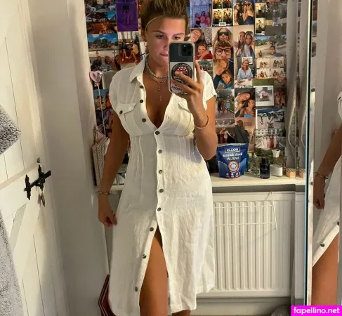 Claudia Taylor OnlyFans Thumbnail #dgCZZdqkTR