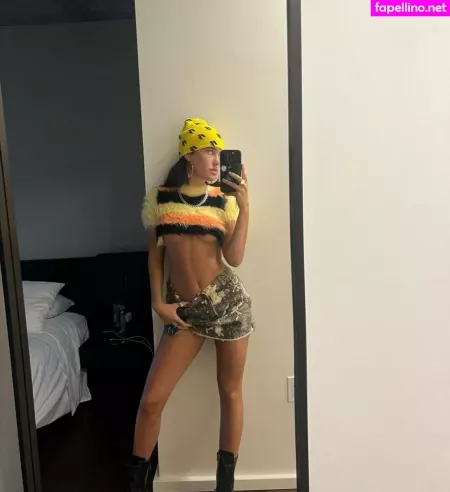 Claudia Valentina OnlyFans Thumbnail #OpdCkuY5Hq