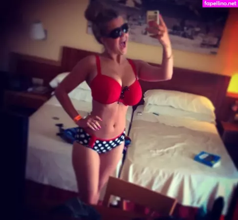 Claudia Valler OnlyFans Thumbnail #2JqXVd7oec