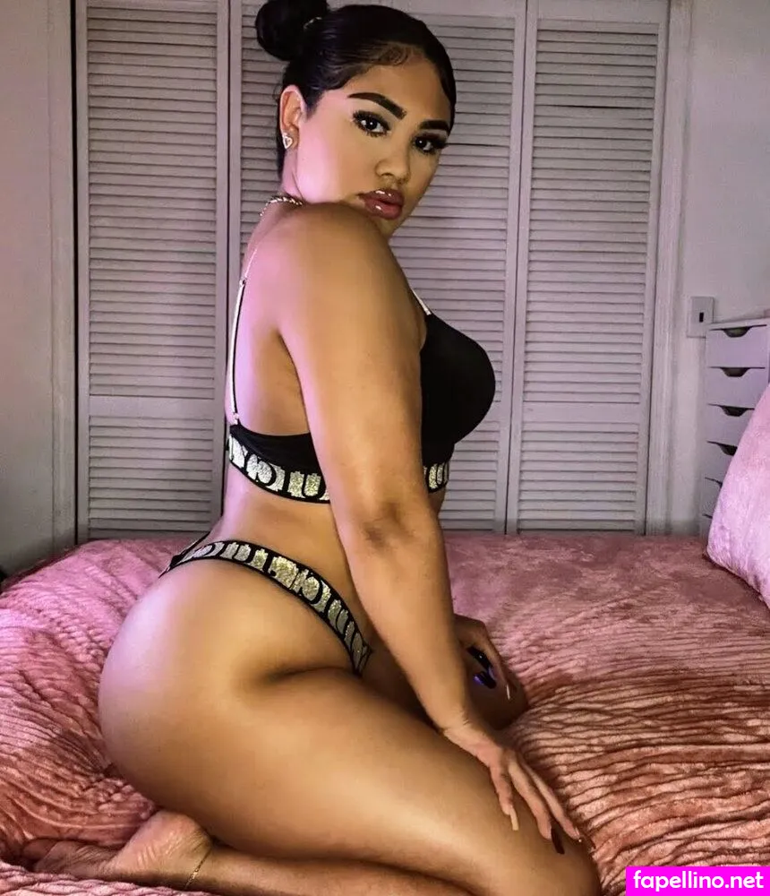 claudiavsandovalm, simplyclaudivanessa, simplydallas Nude Leaked OnlyFans Photo #N0J9ci8I21