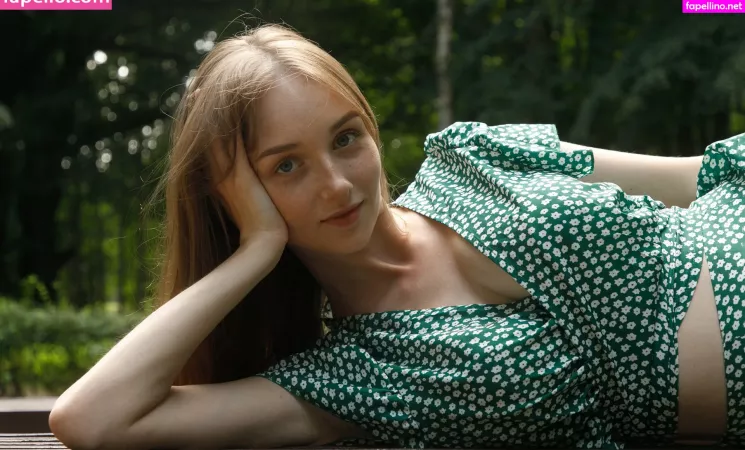 Claudia Veneza OnlyFans Thumbnail #CaWOrUyoPt