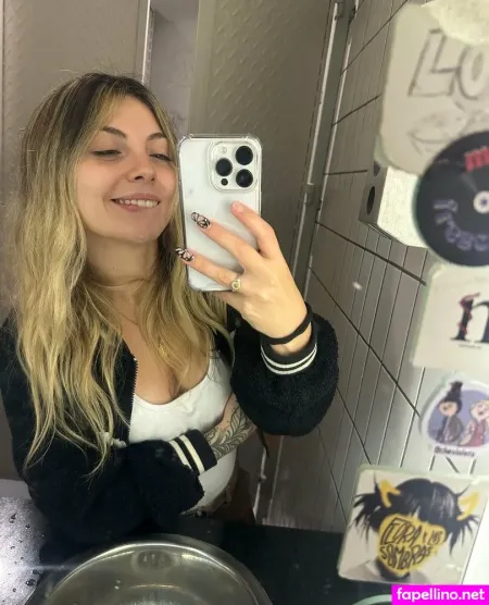 Claudiafernandezzz OnlyFans Thumbnail #IXk6G0qFo4