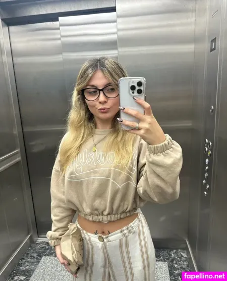 Claudiafernandezzz OnlyFans Thumbnail #TE6j0YVoWg