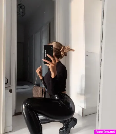 Claudiaisabella OnlyFans Thumbnail #ETvGzuMDB6