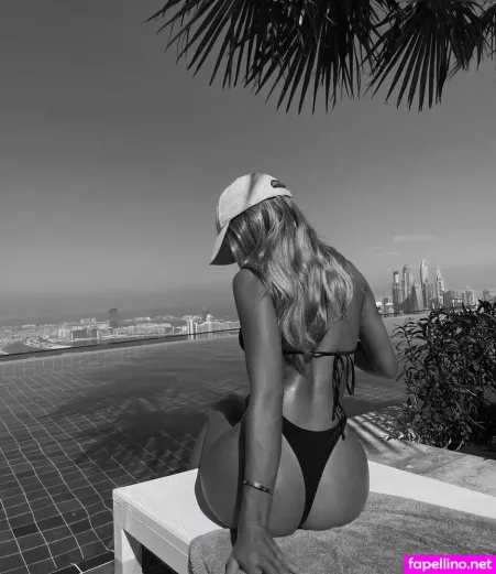 Claudiaisabella OnlyFans Thumbnail #iHxAOyTc2z