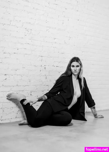 Claudiamary97 OnlyFans Thumbnail #vzv2RmkV5I