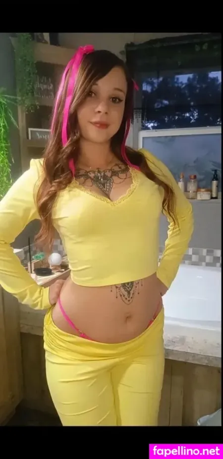 Cleaning Mommy OnlyFans Thumbnail #P9AYaEHT7T