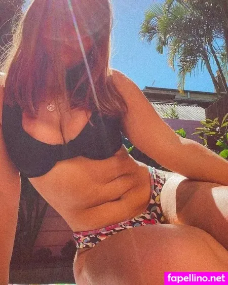 Clemence Andrea OnlyFans Thumbnail #UN6Gn3ODLM