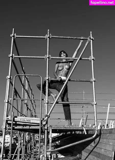 Clemence Navarro OnlyFans Thumbnail #ePAdl2joiq