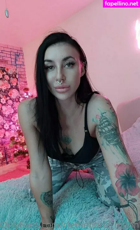 Clementina Moon OnlyFans Thumbnail #IcYTbb8SPy