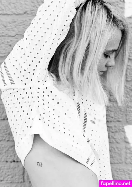 Clementine Creevy OnlyFans Thumbnail #YERveUBX7D
