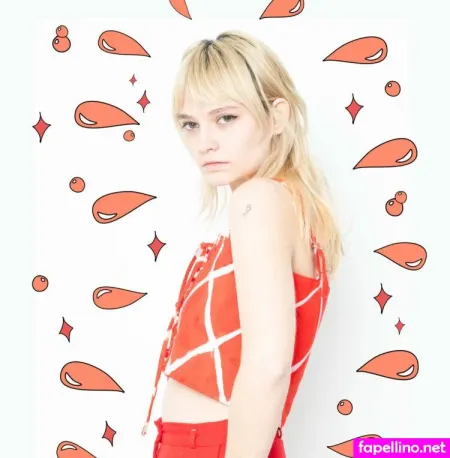 Clementine Creevy OnlyFans Thumbnail #maZrDmvfzF