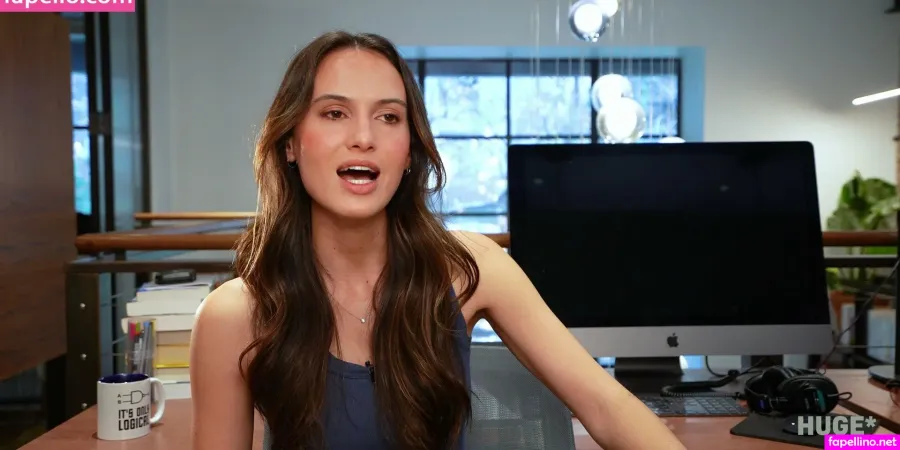 Cleo Abram OnlyFans Thumbnail #ZxNBXXN8UZ