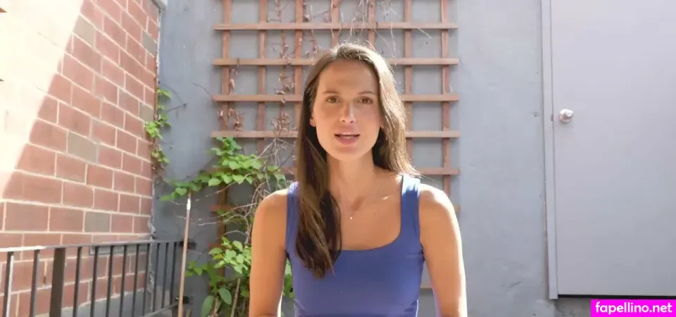 Cleo Abram OnlyFans Thumbnail #u9ZWJ19DDj