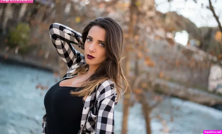 Cleo Bracchi OnlyFans Thumbnail #RnVMXpvNuA