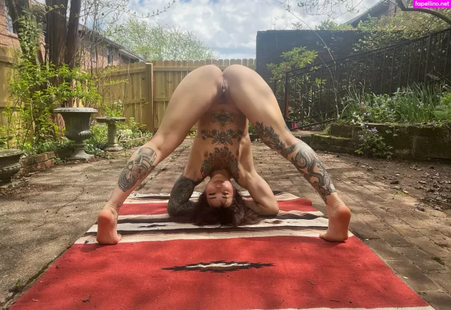 Cleo Mercury OnlyFans Thumbnail #eCwWOFMOjS