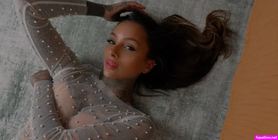 Cleo Petra OnlyFans Thumbnail #A06vJdRsWi