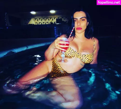 Cleo Pires OnlyFans Thumbnail #Zg9FOwk0Dd