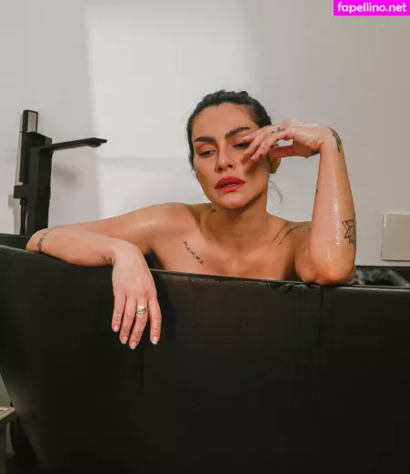 Cleo Pires OnlyFans Thumbnail #oHoNDxvTai