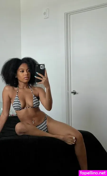 Cleopatra Lee OnlyFans Thumbnail #5gKk5FkIPw