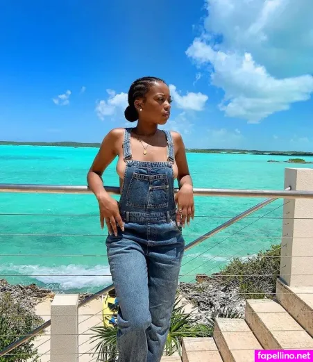 Cleopatra Lee OnlyFans Thumbnail #ES6k7exhIK