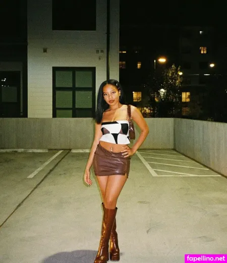 Cleopatra Lee OnlyFans Thumbnail #WbeJLFaYI5